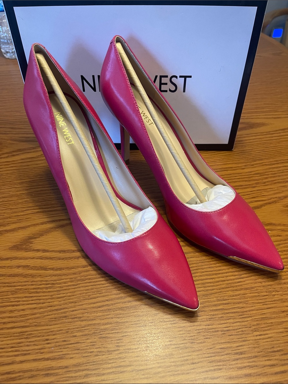 NIB Nine West Mastic Pink Leather Pumps Size 10.5 Pointed Toe Stiletto Heels